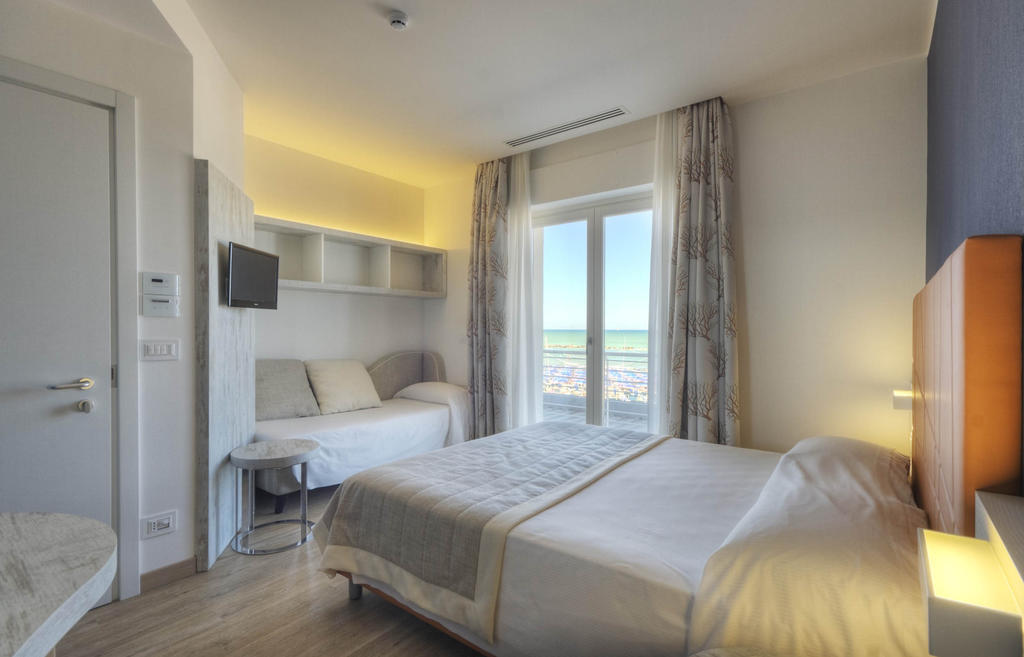 Gabbiano Hotel Civitanova Marche Zimmer foto